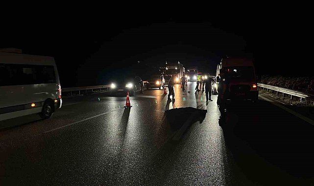 Otobanda yolun karşısına geçerken tır çarpan şahıs hayatını kaybetti