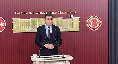 Özgür Özel Ekibi Meclis'te grup toplantısı ısrarını sürdürüyor