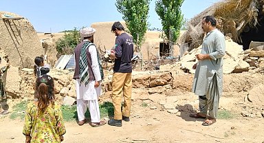 Pakistan'da hissedilen 5,9 büyüklüğündeki deprem paniğe neden oldu