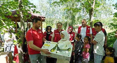 Palandöken Kızılay'dan örnek program