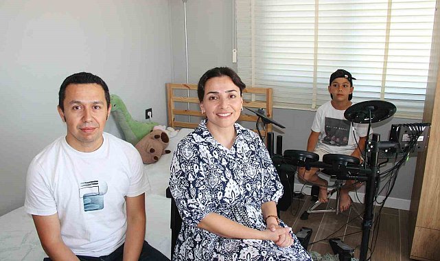 Pazardaki oyuncak davulla başladı, daha 9 yaşında okul orkestrasının ritmi oldu