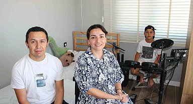 Pazardaki oyuncak davulla başladı, daha 9 yaşında okul orkestrasının ritmi oldu