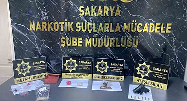 Polisi fark edince uyuşturucuları klozete döktü, sifon çalışmayınca yakalandı