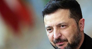 Polonya, Zelenskiy'e verdiği en yüksek devlet nişanını geri aldı