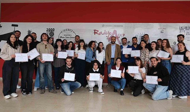 Radyo A'da sertifika heyecanı