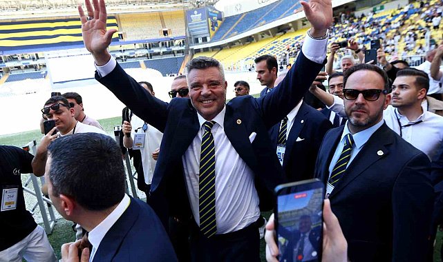 Sadettin Saran'a kongre üyelerinden destek