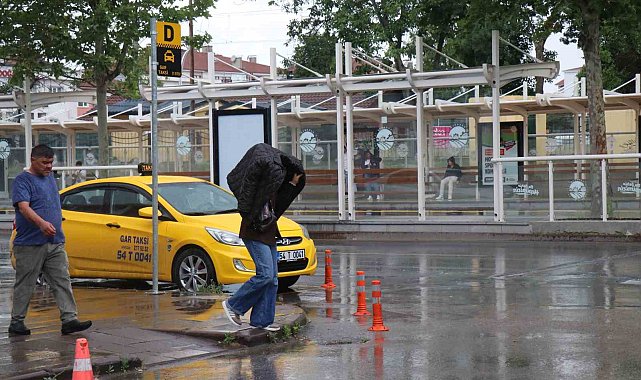 Sakarya'da yağış hayatı olumsuz etkiledi