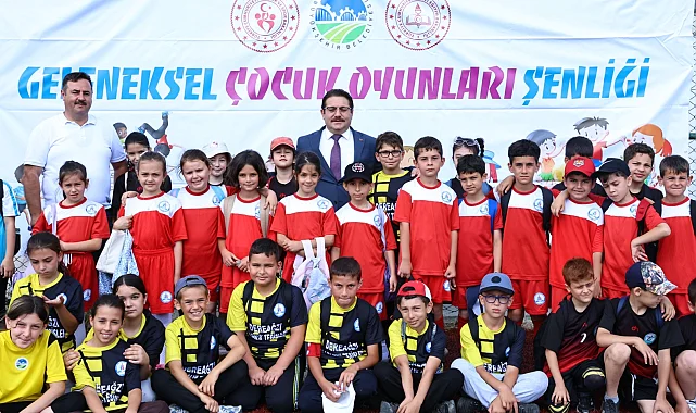 Sakarya'da Geleneksel Çocuk Oyunları Şenliği büyük ilgi gördü