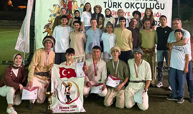 Sakarya'da Hendek Anadolu İHL Türkiye Şampiyonu oldu