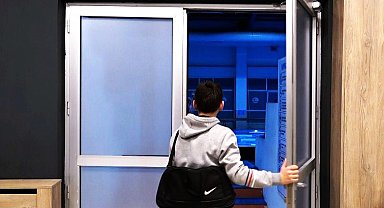 Savaştan kaçtı, milli takım hayaline kulaç atıyor