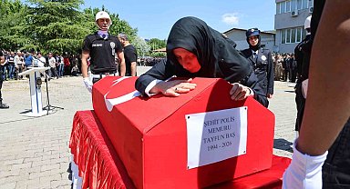 Şehit polise eşinden yürekleri dağlayan veda