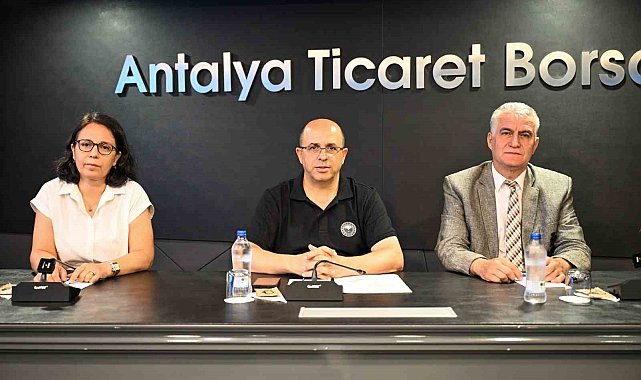 Sektör temsilcilerine B-Reçete sistemi anlatıldı