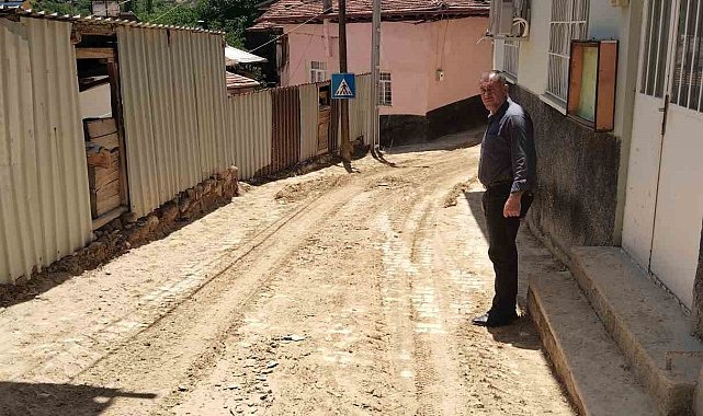 Sel suları köyü esir aldı, maddi hasar meydana geldi