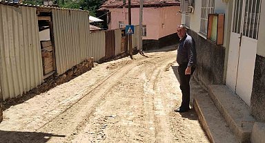 Sel suları köyü esir aldı, maddi hasar meydana geldi