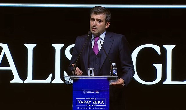 Selçuk Bayraktar: "Gayemiz, insanın makineleştiği değil teknolojinin insana hizmet ettiği adil bir dünya inşa etmek"