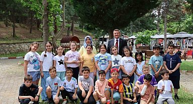 Şeyh Edebali Türbesi'nde öğrencilerden tarih yolculuğu