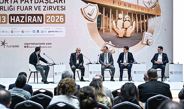 Sigorta İzmir'de geleceğin riskleri ve fırsatları masaya yatırıldı
