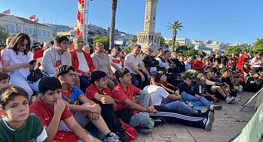 Sınav önlemleri nedeniyle meydanlarda maç yayını etkinlikleri iptal