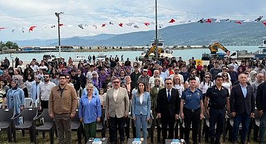 Sinop'ta çocuklar sanat, müzik ve sporla buluştu