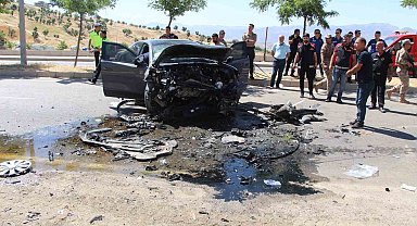Şırnak'ta feci trafik kazası: Öğretmen hayatını kaybetti, 3 kişi yaralandı