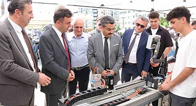 Sivas'ta Mesleki ve Teknik Eğitim Okulları Tanıtım Şenliği Düzenlendi