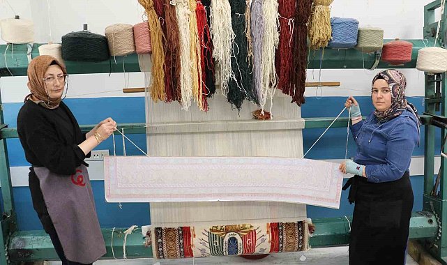 Sivas'tan TBMM'ye taşınmıştı, 103 yıllık tarihi miras, ilmek ilmek dokunarak tekrar hayat buluyor