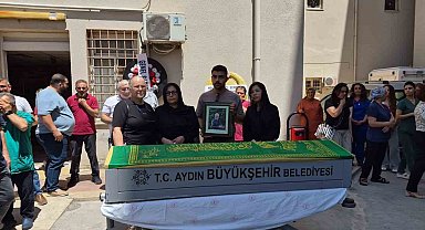 Söke'nin sevilen doktoru Op. Dr. Kaplan, gözyaşlarıyla uğurlandı