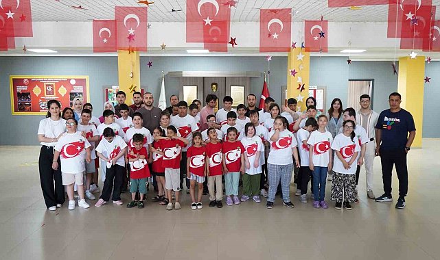Spor festivali, özel ihtiyaçlı öğrencilerin yüzünü güldürdü