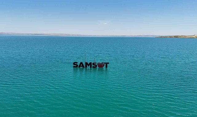 Su seviyesi yükselince Atatürk Barajı'ndaki adacıklar sular altında kaldı