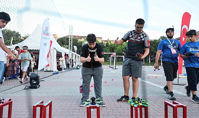 Sultangazi Belediyesi ev sahipliğinde dron festivali