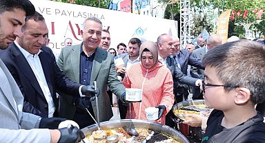 Sultangazi'de aşure bereketi