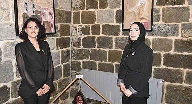 Tarihi Hazo Hanı'nda duygu yüklü sergi