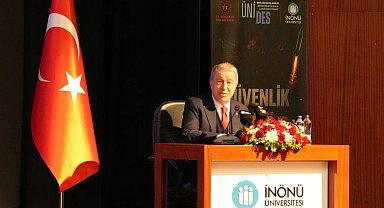 TBMM Milli Savunma Komisyonu Başkanı Hulusi Akar, Malatya'da öğrencilerle buluştu