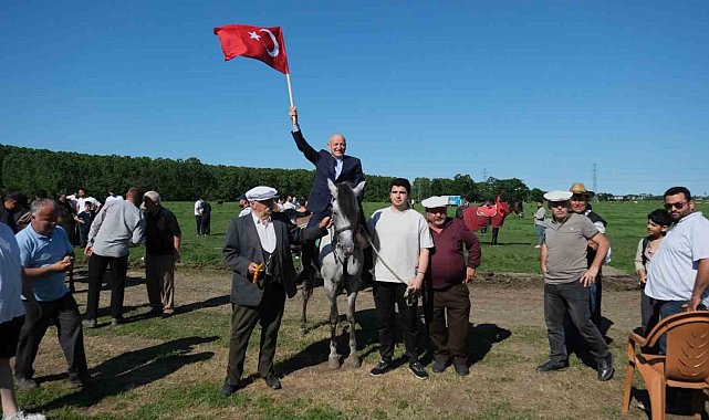 Terme'de 26. Geleneksel Rahvan At Yarışları nefes kesti