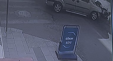 Ters yönden çıkan aracın kazaya karıştığı anlar kamerada