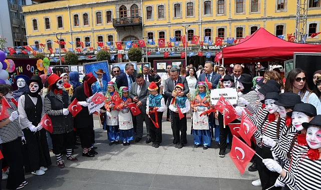 Trabzon'da Kültür ve Sanat Festivali renkli görüntülerle başladı