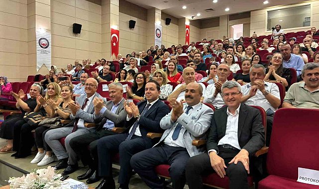 Türkülerle Türkiye Korosu'ndan unutulmaz konser