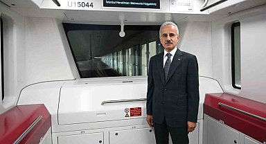 Ulaştırma ve Altyapı Bakanı Uraloğlu: "120 kilometre hıza ulaşan bir raylı metro hattından bahsediyoruz"