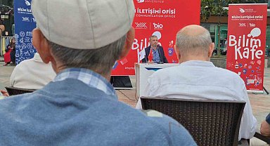 Üroloji Doktoru, cami önünde prostat hastalıklarını anlattı