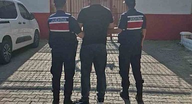 Uyuşturucu ve hırsızlık suçlarından aranan 2 hükümlü yakalandı