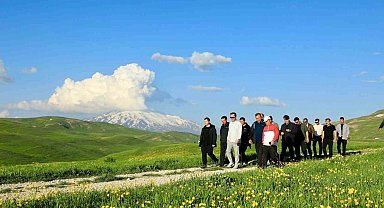 Vali Karakaya, Sütey Yaylası'nda doğa yürüyüşü yaptı