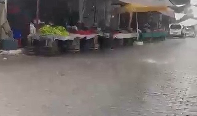 Yatağan'da sağanak yağış etkili oldu