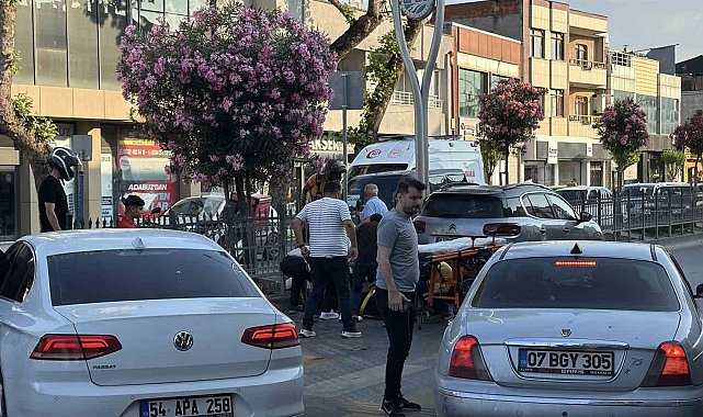 Yaya geçidinden geçerken otomobilin çarptığı kadın yaralandı