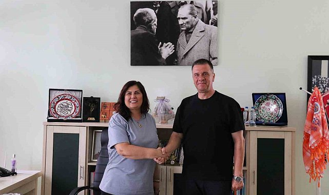 Yenipazar'da asfalt çalışmaları sürüyor