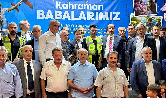 Yeşilyurt Belediyesinden mahalle muhtarlarına "Babalar Günü" vefası