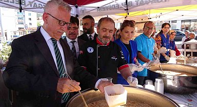 Yozgat Belediyesinden aşure ikramı