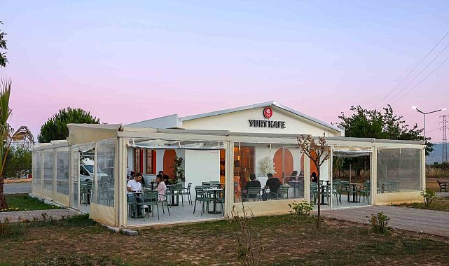 Yurt Kafe ve Işıklı Parkı öğrencilerin yeni buluşma noktası oldu