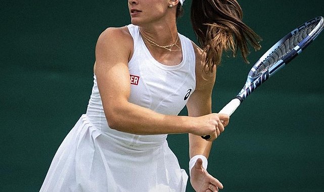 Zeynep Sönmez Wimbledon'da ikinci tura yükseldi