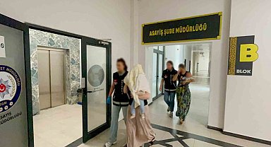 1,6 milyon liralık hırsızlığın şüphelisi kadınlar adliyeye bebekleriyle sevk edildi