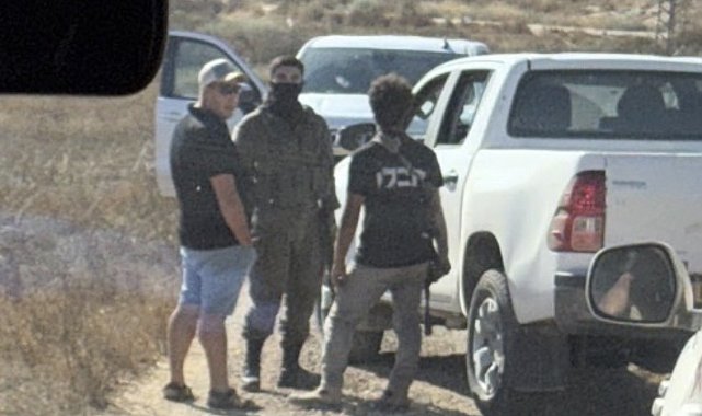 ABD Kongre üyesi, Batı Şeria'da İsrailli yasa dışı yerleşimciler tarafından alıkonuldu